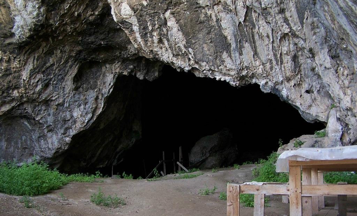 Escursione alla Grotta di San Teodoro – Acquedolci