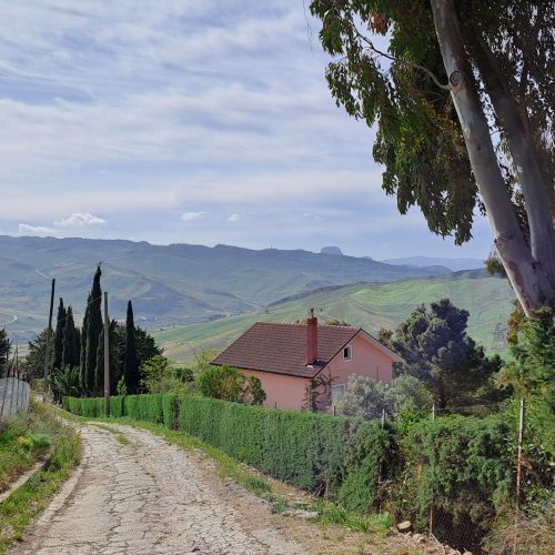 La via Francigena in foto