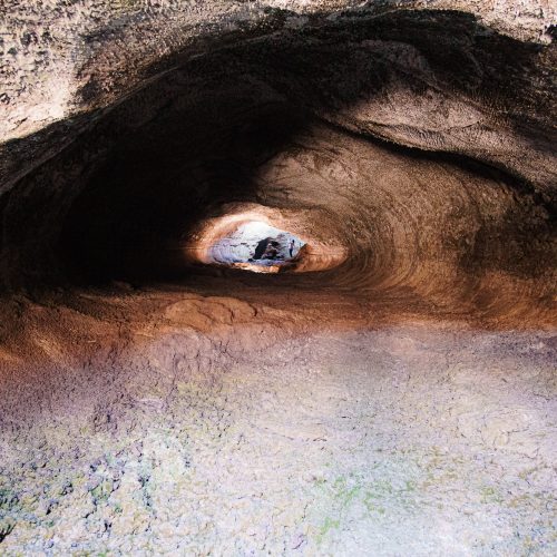 Trekking Etna, Grotta lamponi